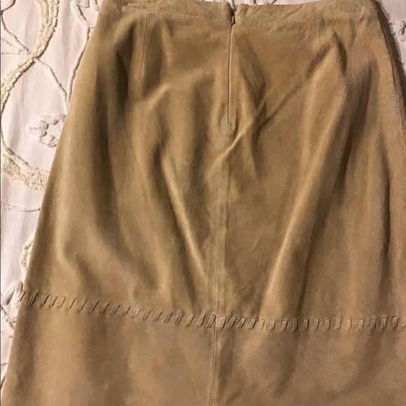 Vintage August Silk Logic skirt beige tan suede 4 - Picture 6 of 9